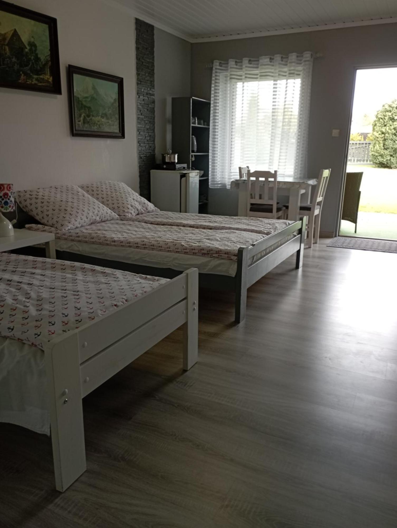 Anrema - Pokoje 21M2 Swarzewo Exterior foto